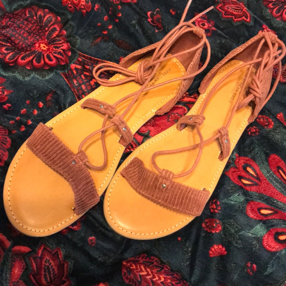 american eagle sandals